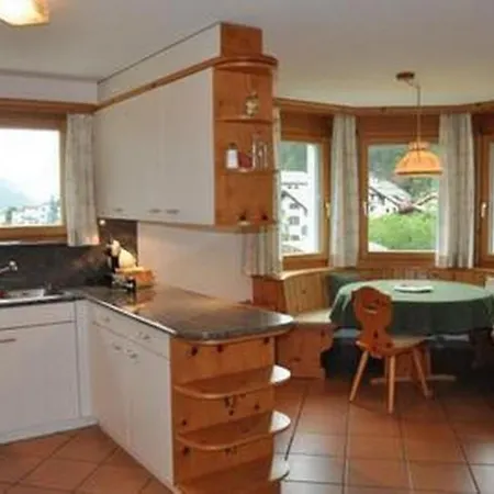 Chesa Sunasain V8 By Interhome