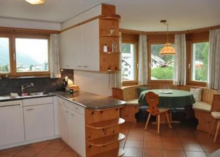 Chesa Sunasain V8 By Interhome